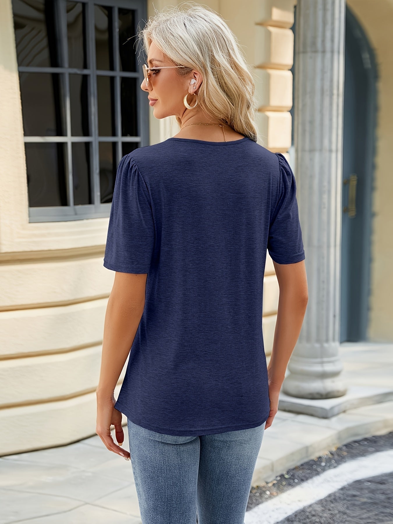 Solid Crew Neck T-shirt, Casual Short Sleeve Ruched Top