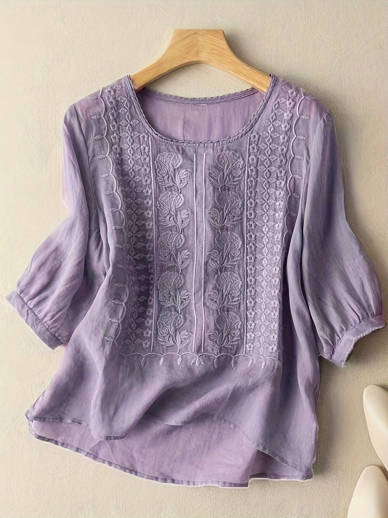 Cotton and Linen Embroidered T-Shirt in Various Colors And Sizes