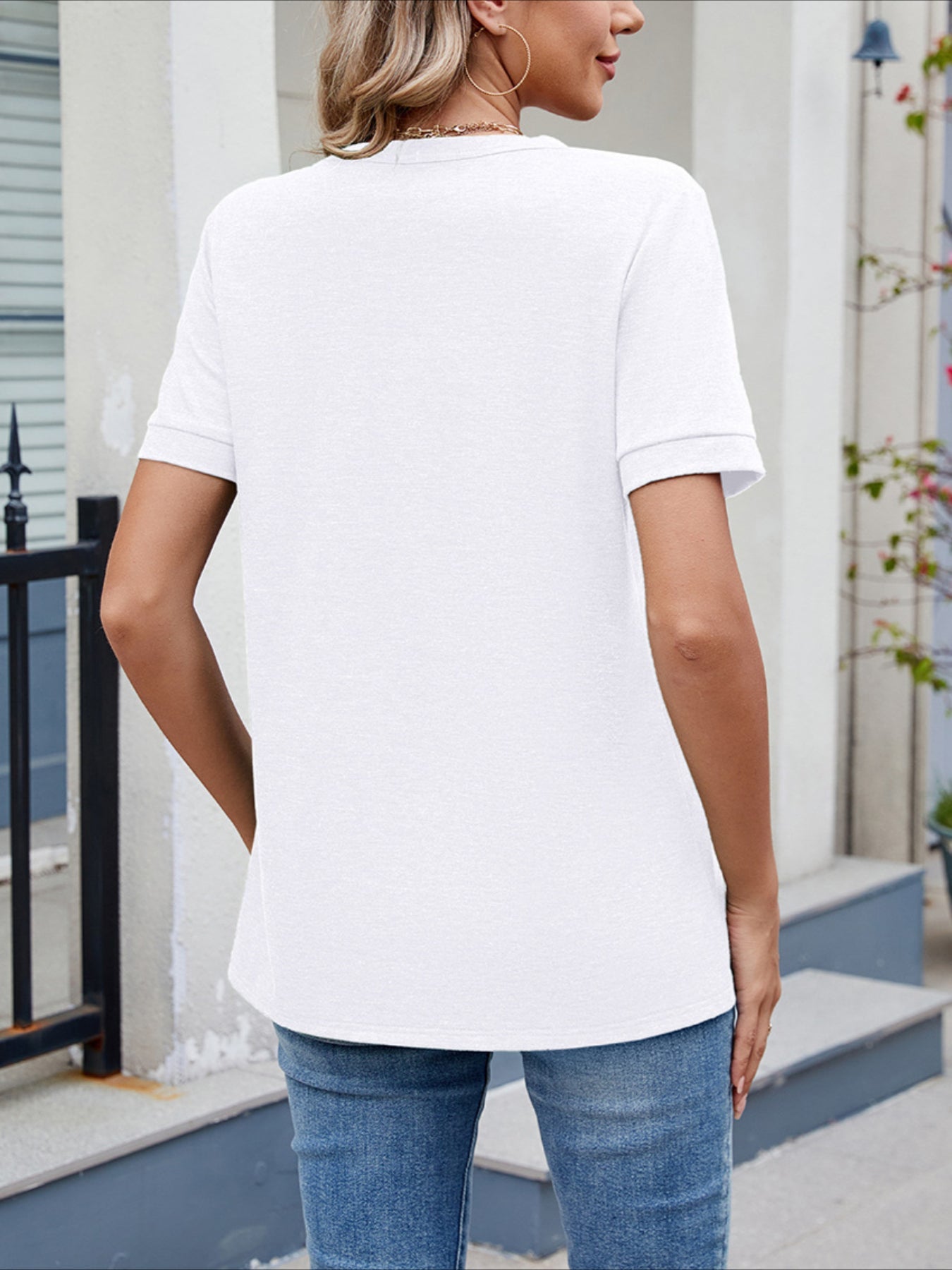 Cut Out Short Sleeve Round Neck T Shirt