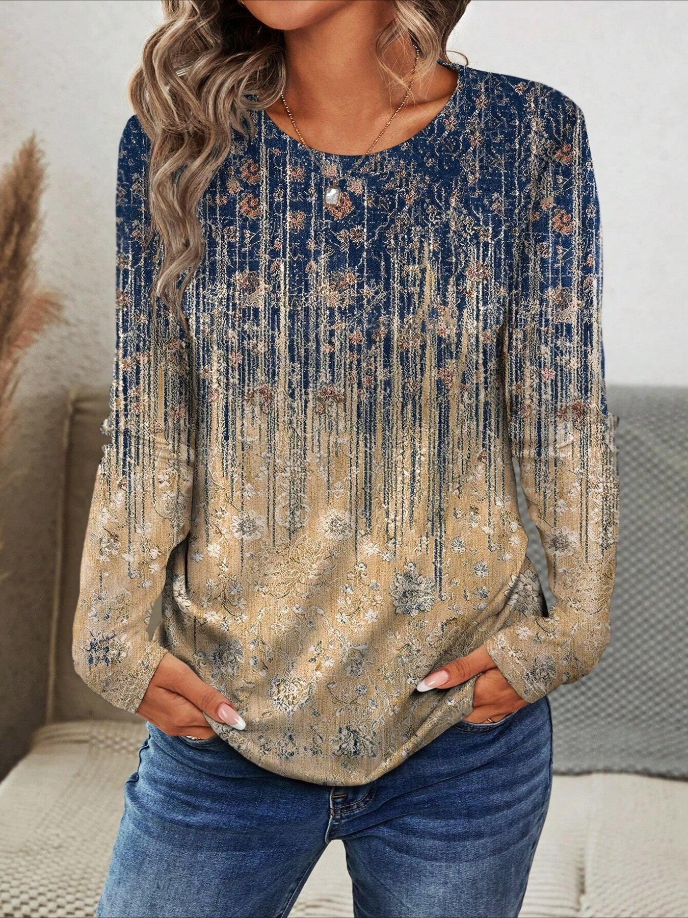 High Street Long Sleeve Crew Neck T-Shirt