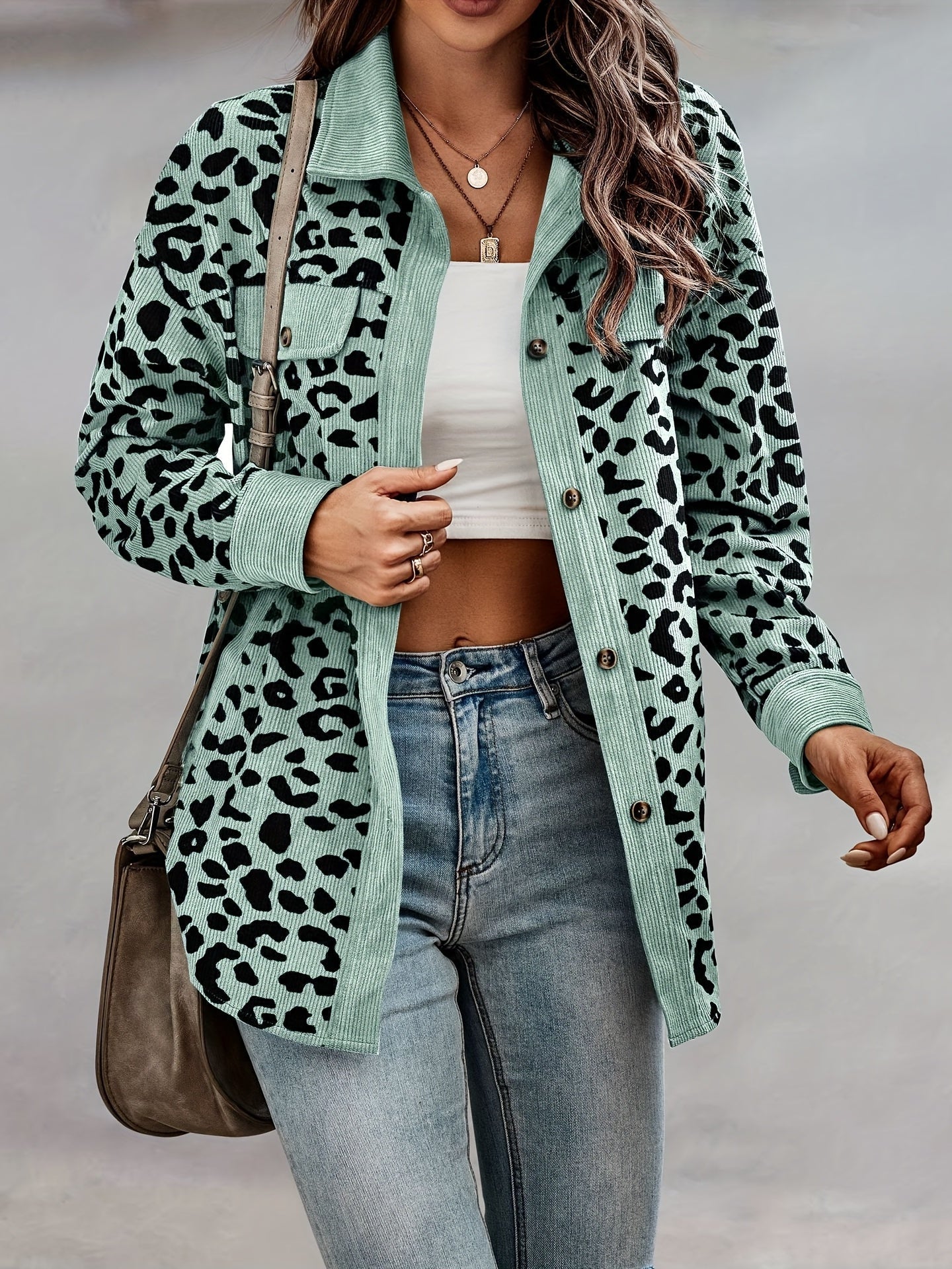 Women's Leopard Print Shacket Jacket - Stylish and Comfortable Outerwear
