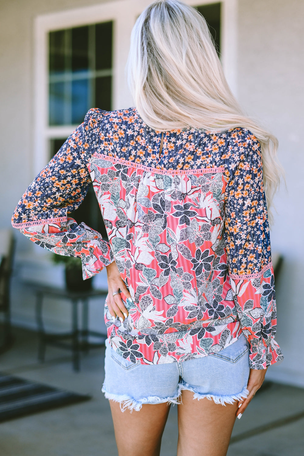 Multicolor Mix Floral Balloon Sleeve Ruffled Cuff Blouse