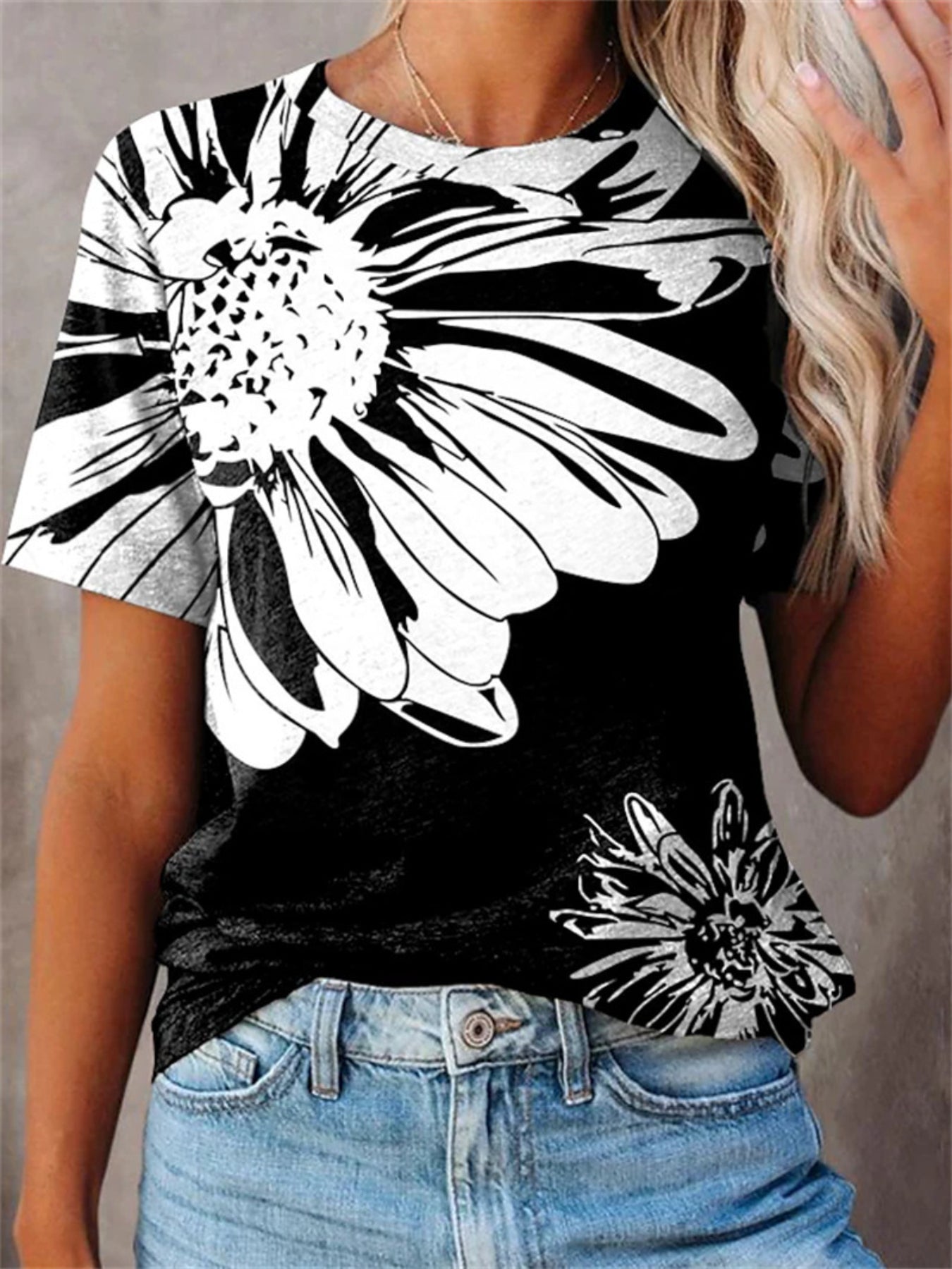 Butterfly & Floral Print Short Sleeve Round Neck Slight Stretch T-shirt
